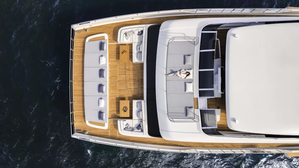Sustainable Luxury Yacht Charter – Sunreef’s Teak-Free Vision