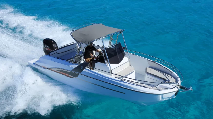 Daily rent - Beneteau Flyer 7.7 SPACEdeck - from 300€