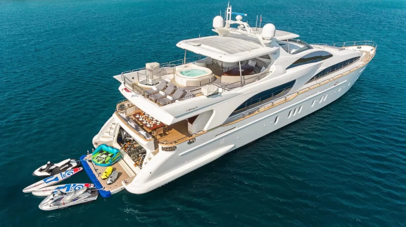 Daily rent - AZIMUT GRANDE 116 ARTEMY - from 18.000,00 €