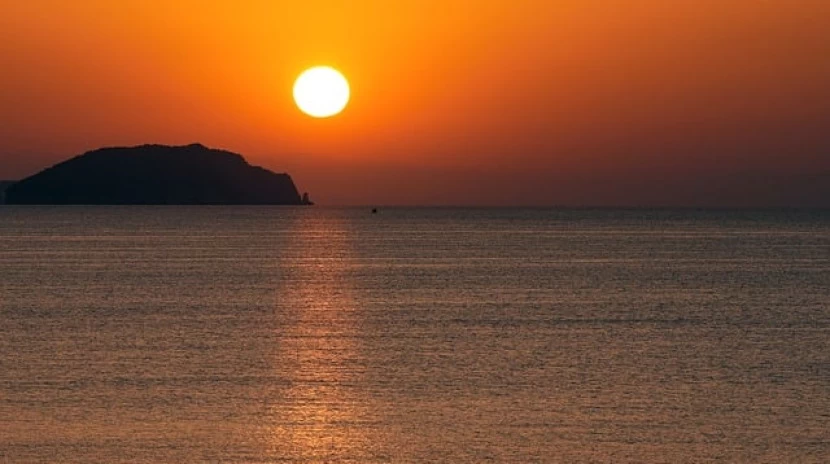 sunset 8459057 640